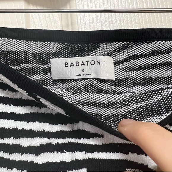 Aritzia Babaton zebra print bandeau top - Picture 3 of 3
